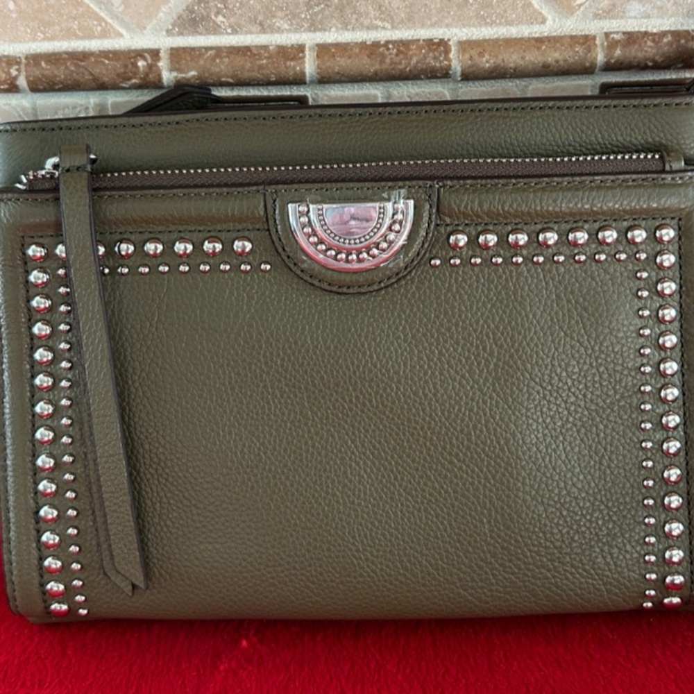 BRIGHTON PRETTY TOUGH JORDYN CROSS BODY ORGANIZER OLIVE NWT REGISTRATION CARD - Picture 2 of 12